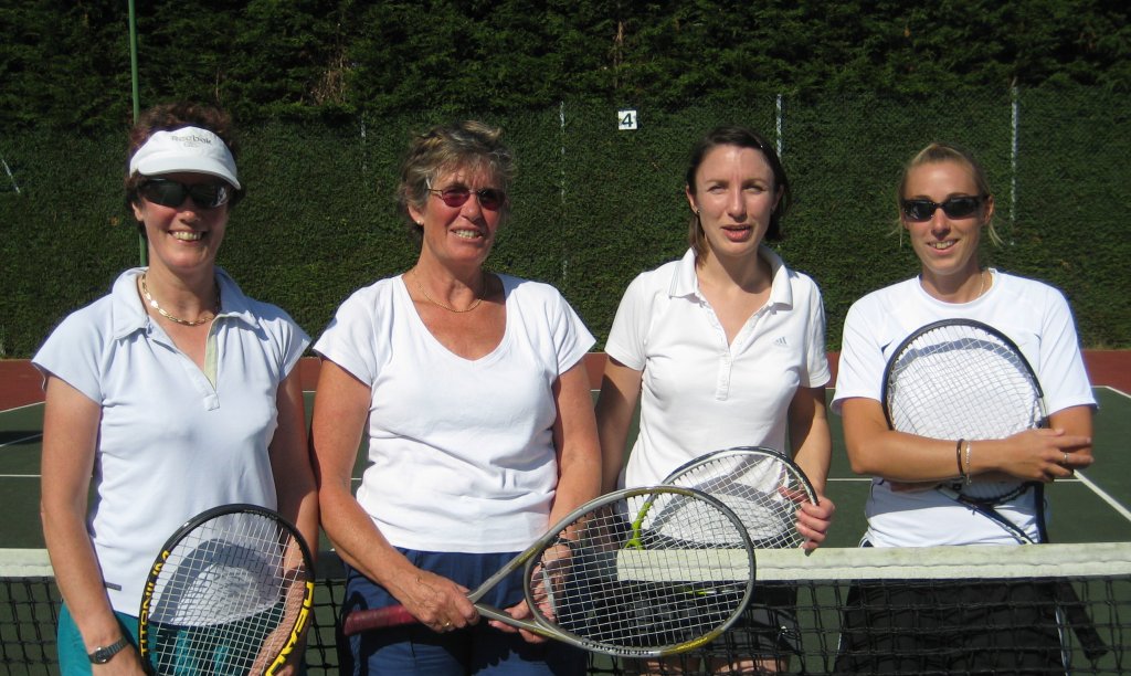 Ladies Doubles Finalists, September 2009