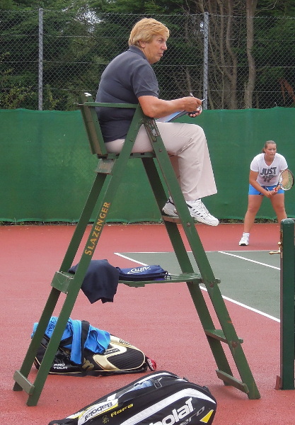 Julia Freeman umpiring the U16 Girls final