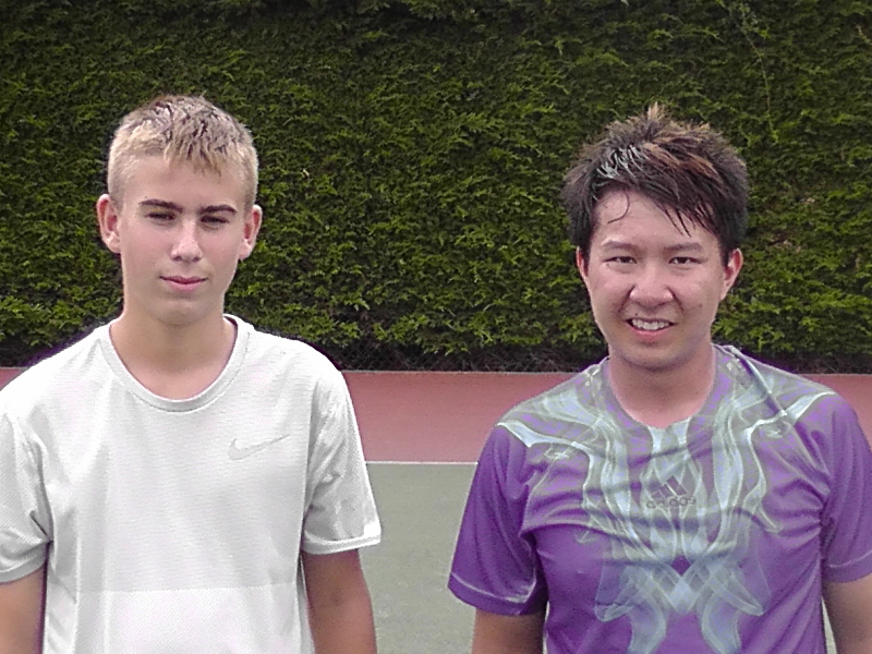 Arin Ozerin (RU) & Edwin Lau (W))